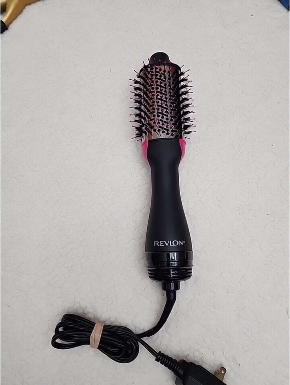 Revlon Pro Collection Salon One-step Hair Dryer and Volumizer (RVDR5222)